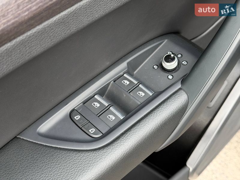 Позашляховик / Кросовер Audi Q5 2021 в Кривому Розі фото 41 Позашляховик / Кросовер Audi Q5 2021 в Кривому Розі