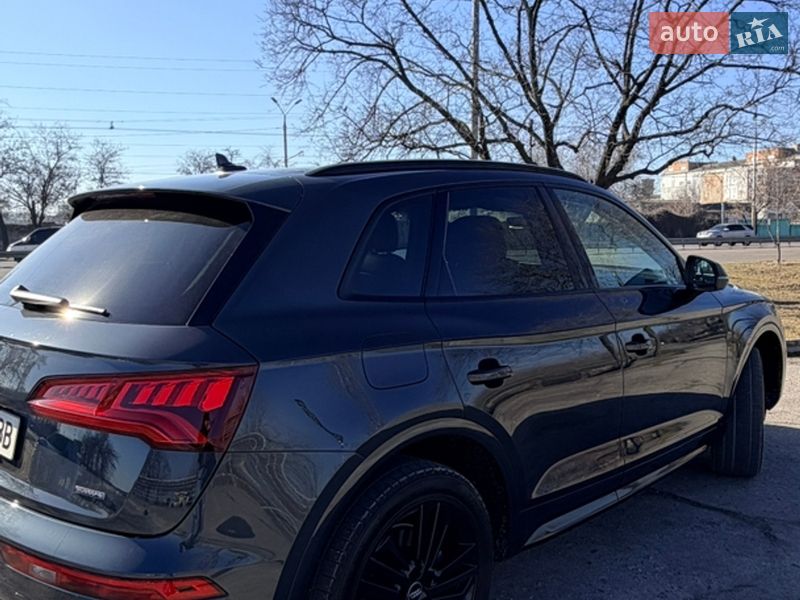 Позашляховик / Кросовер Audi Q5 2018 в Дніпрі фото 5 Позашляховик / Кросовер Audi Q5 2018 в Дніпрі