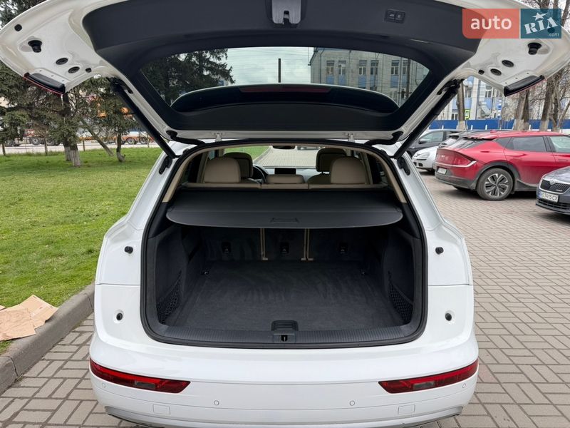 Позашляховик / Кросовер Audi Q5 2017 в Тернополі фото 42 Позашляховик / Кросовер Audi Q5 2017 в Тернополі