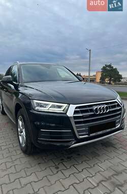 Внедорожник / Кроссовер Audi Q5 2018 в Маневичах
