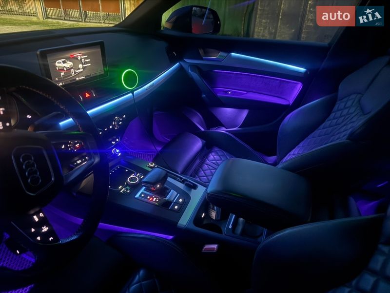 Позашляховик / Кросовер Audi Q5 2017 в Хусті