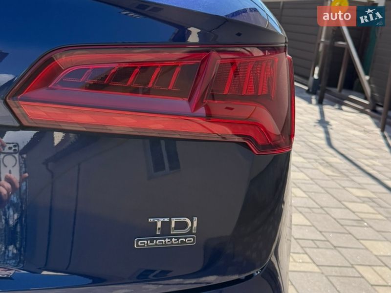 Позашляховик / Кросовер Audi Q5 2017 в Хусті