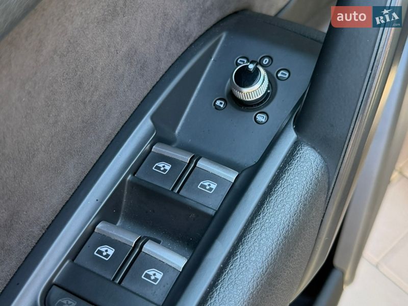 Позашляховик / Кросовер Audi Q5 2017 в Хусті