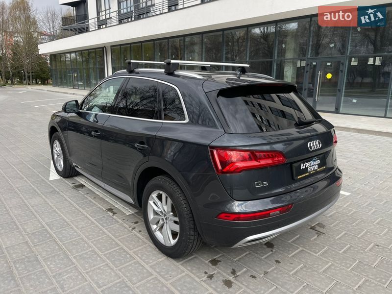 Внедорожник / Кроссовер Audi Q5 2020 в Ровно