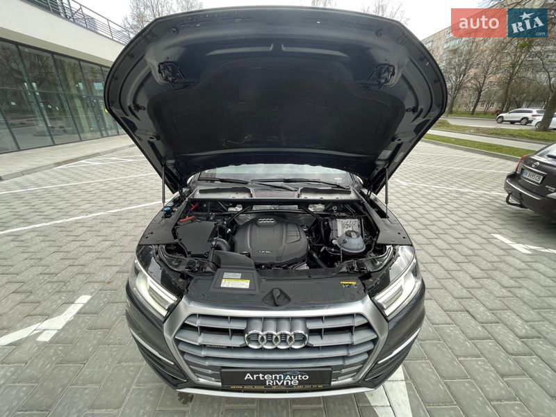 Внедорожник / Кроссовер Audi Q5 2020 в Ровно