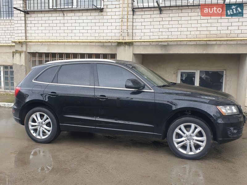 Внедорожник / Кроссовер Audi Q5 2009 в Одессе