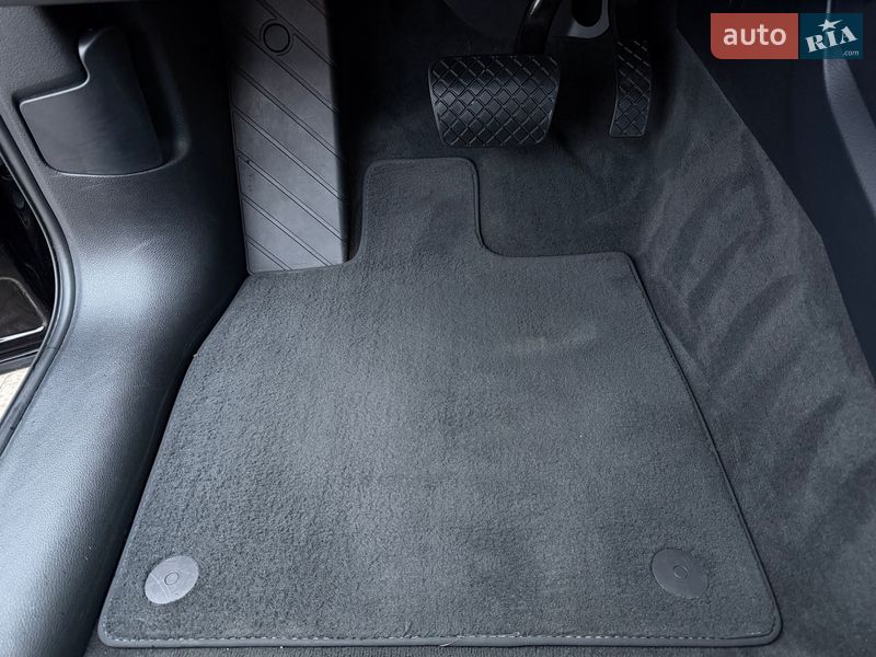 Позашляховик / Кросовер Audi Q5 2018 в Тернополі фото 41 Позашляховик / Кросовер Audi Q5 2018 в Тернополі