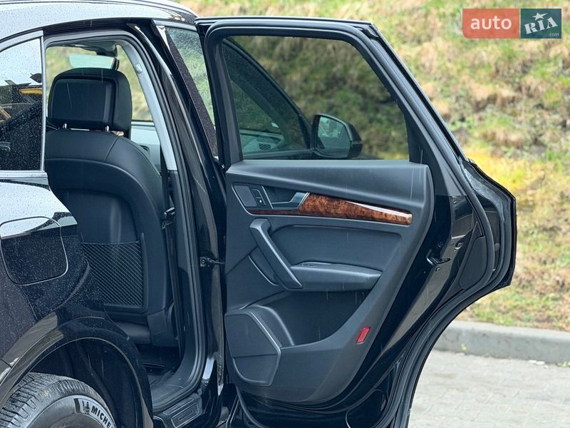 Позашляховик / Кросовер Audi Q5 2018 в Тернополі фото 64 Позашляховик / Кросовер Audi Q5 2018 в Тернополі