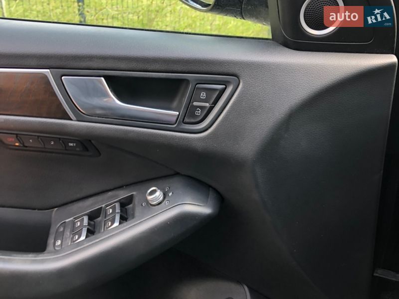 Позашляховик / Кросовер Audi Q5 2015 в Луцьку