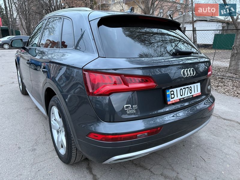 Внедорожник / Кроссовер Audi Q5 2017 в Полтаве