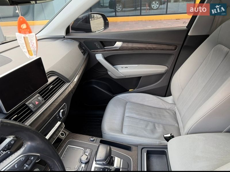 Внедорожник / Кроссовер Audi Q5 2017 в Киеве фото 23 Внедорожник / Кроссовер Audi Q5 2017 в Киеве
