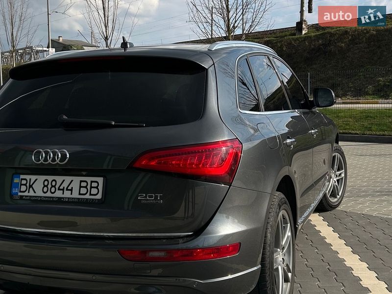 Внедорожник / Кроссовер Audi Q5 2015 в Ирпене