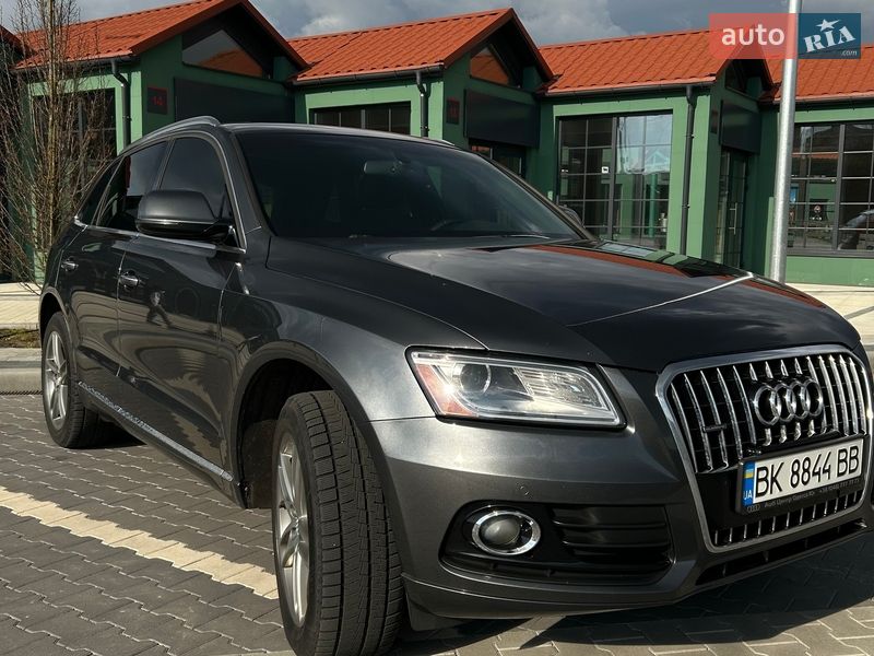 Внедорожник / Кроссовер Audi Q5 2015 в Ирпене