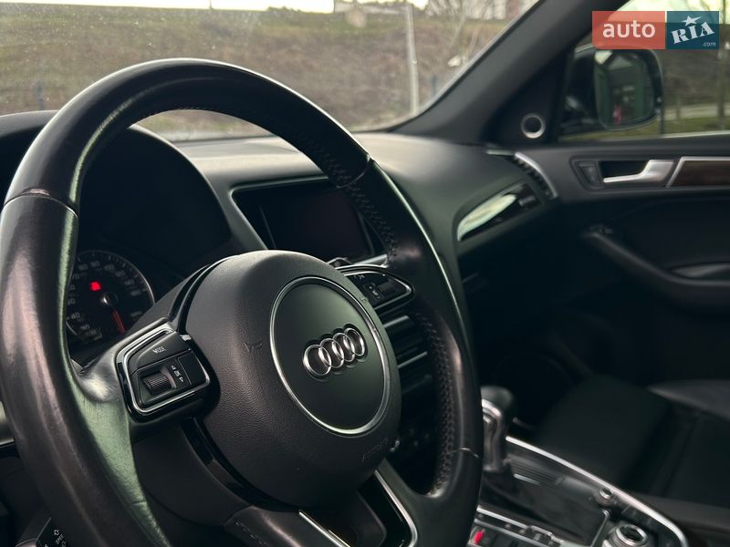Внедорожник / Кроссовер Audi Q5 2015 в Ирпене