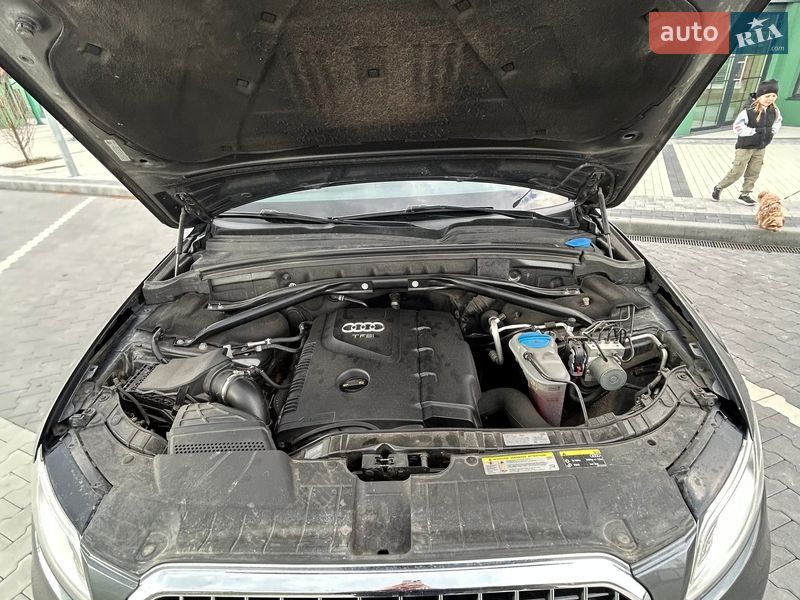 Внедорожник / Кроссовер Audi Q5 2015 в Ирпене