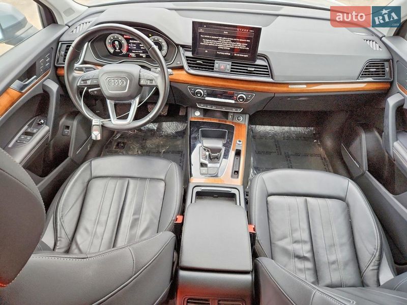 Внедорожник / Кроссовер Audi Q5 2022 в Хмельницком