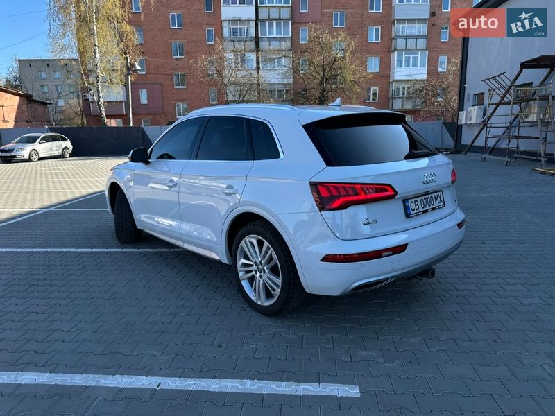 Внедорожник / Кроссовер Audi Q5 2019 в Нежине