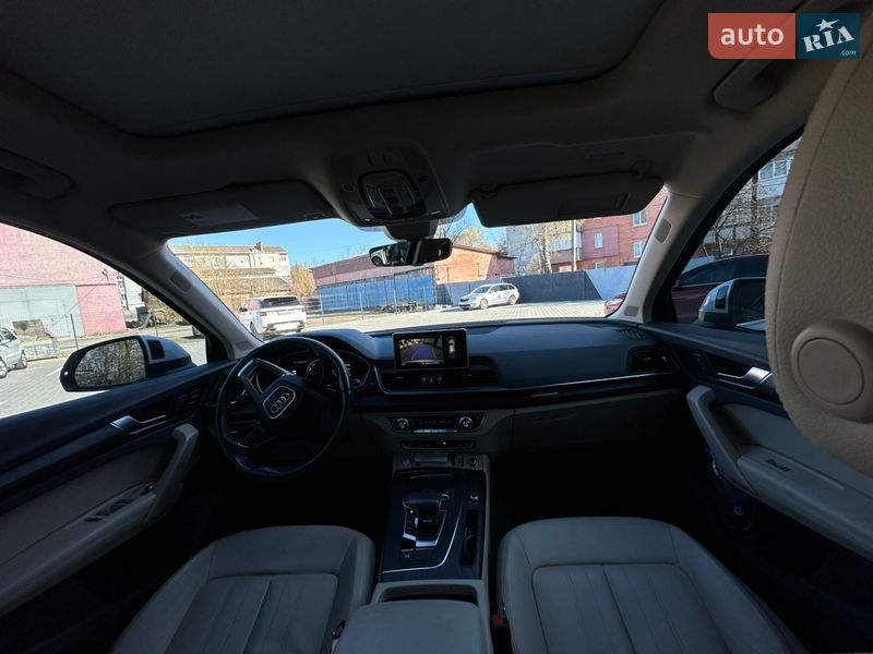 Внедорожник / Кроссовер Audi Q5 2019 в Нежине