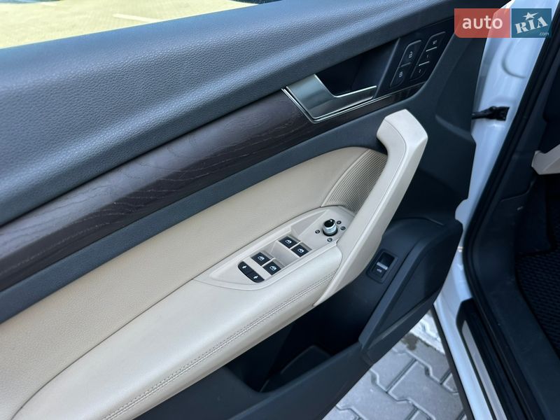 Внедорожник / Кроссовер Audi Q5 2019 в Нежине