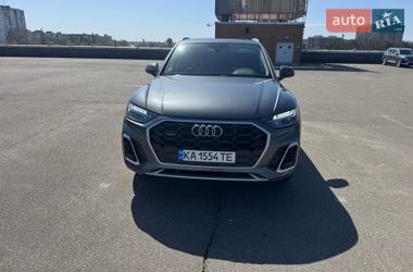 Позашляховик / Кросовер Audi Q5 2021 в Києві