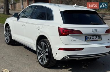 Внедорожник / Кроссовер Audi Q5 2021 в Киеве