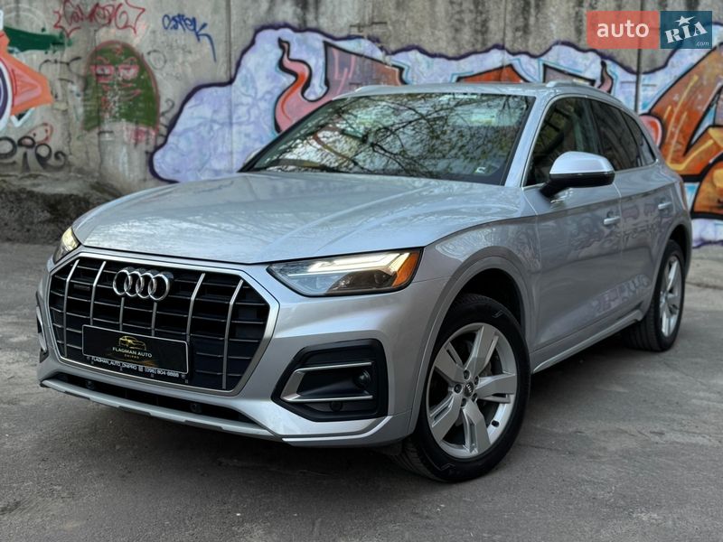 Внедорожник / Кроссовер Audi Q5 2021 в Днепре