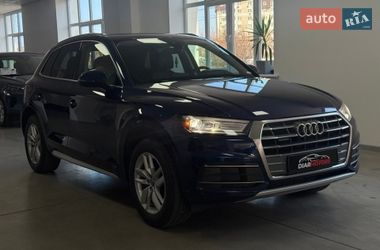 Позашляховик / Кросовер Audi Q5 2020 в Полтаві