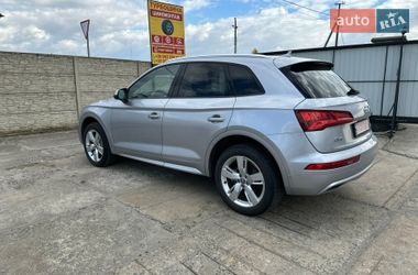 Внедорожник / Кроссовер Audi Q5 2018 в Владимире