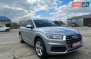 Внедорожник / Кроссовер Audi Q5 2018 в Владимире