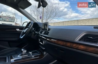 Внедорожник / Кроссовер Audi Q5 2018 в Владимире