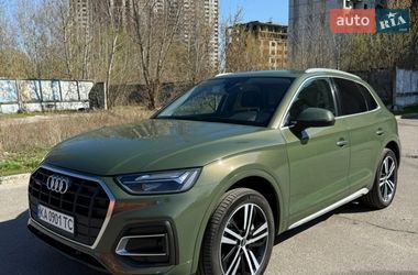 Позашляховик / Кросовер Audi Q5 2022 в Києві