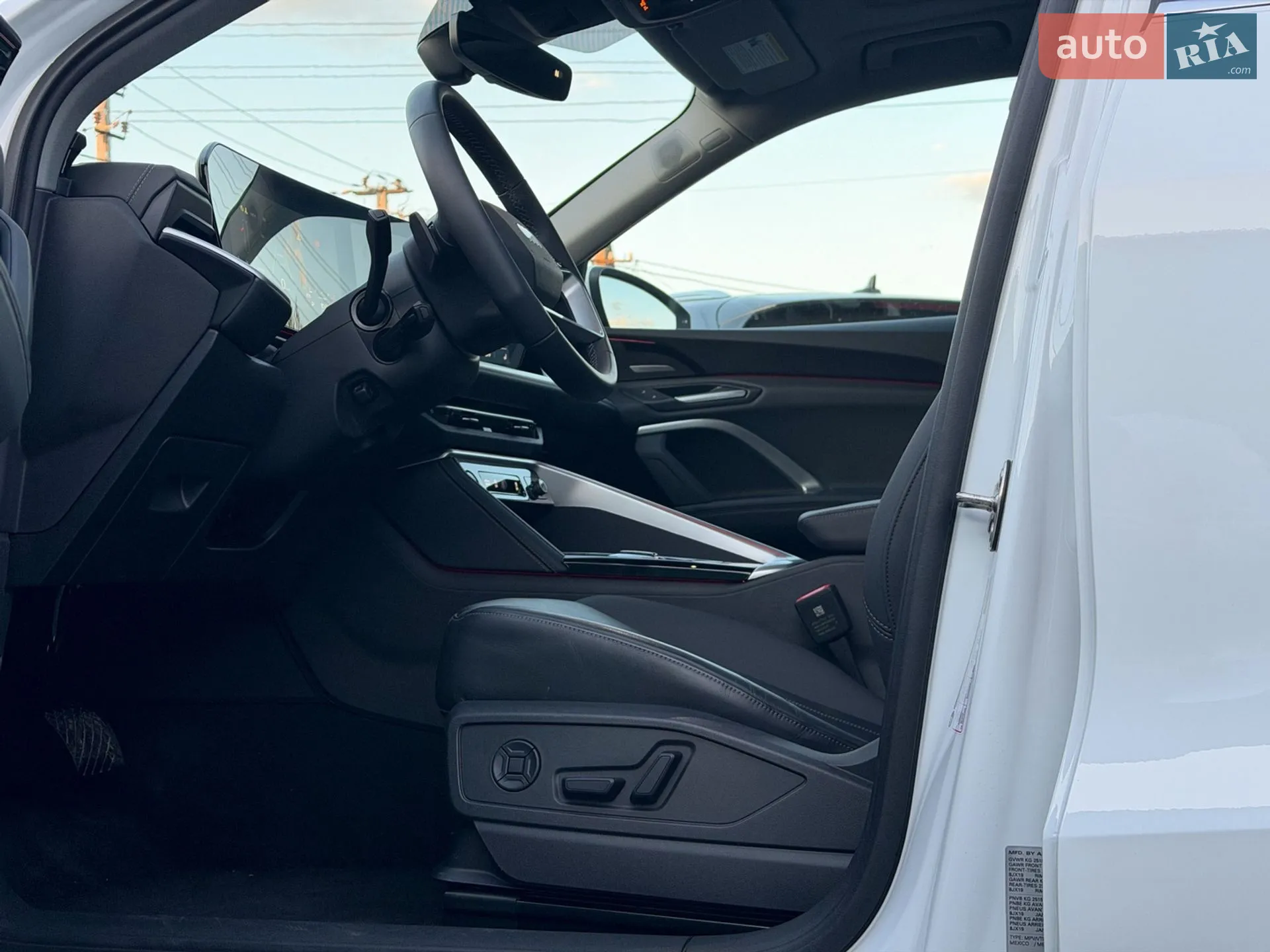 2025 Audi Q5 - мініатюра 8