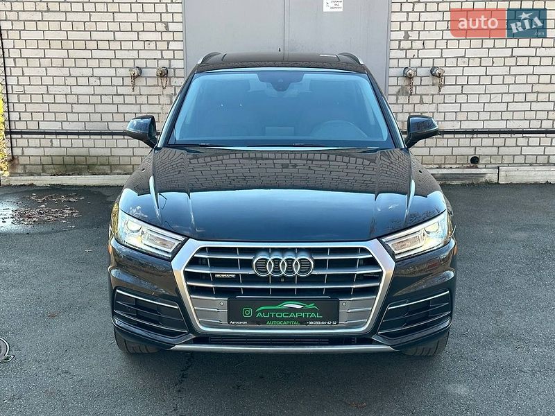 Позашляховик / Кросовер Audi Q5 2020 в Києві