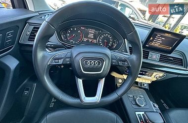 Позашляховик / Кросовер Audi Q5 2020 в Києві