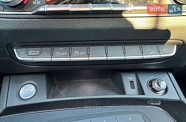 Позашляховик / Кросовер Audi Q5 2020 в Києві
