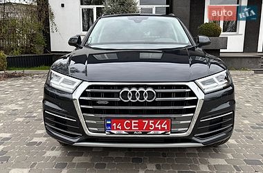 Внедорожник / Кроссовер Audi Q5 2018 в Вышгороде