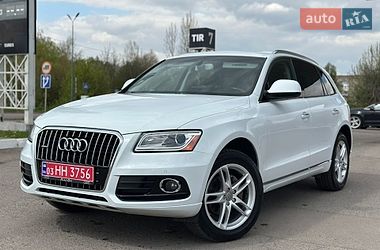 Позашляховик / Кросовер Audi Q5 2017 в Дубні