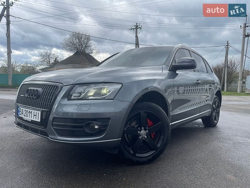 Позашляховик / Кросовер Audi Q5 2011 в Новоархангельську