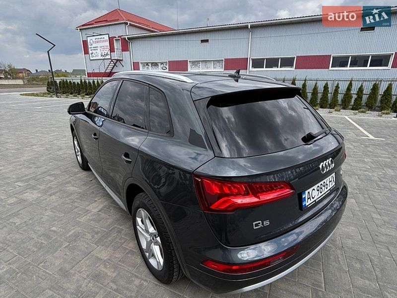 Внедорожник / Кроссовер Audi Q5 2016 в Луцке