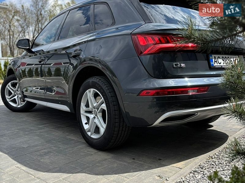 Внедорожник / Кроссовер Audi Q5 2016 в Луцке