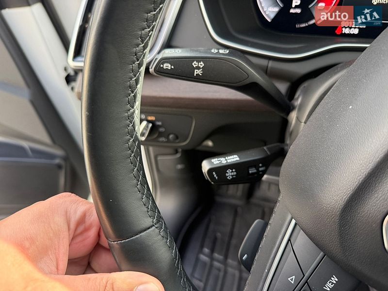 Позашляховик / Кросовер Audi Q5 2021 в Києві