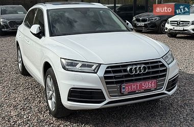 Внедорожник / Кроссовер Audi Q5 2019 в Киеве