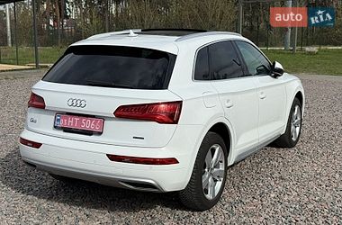 Внедорожник / Кроссовер Audi Q5 2019 в Киеве