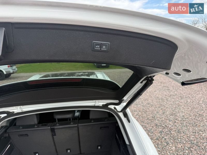 Внедорожник / Кроссовер Audi Q5 2019 в Киеве