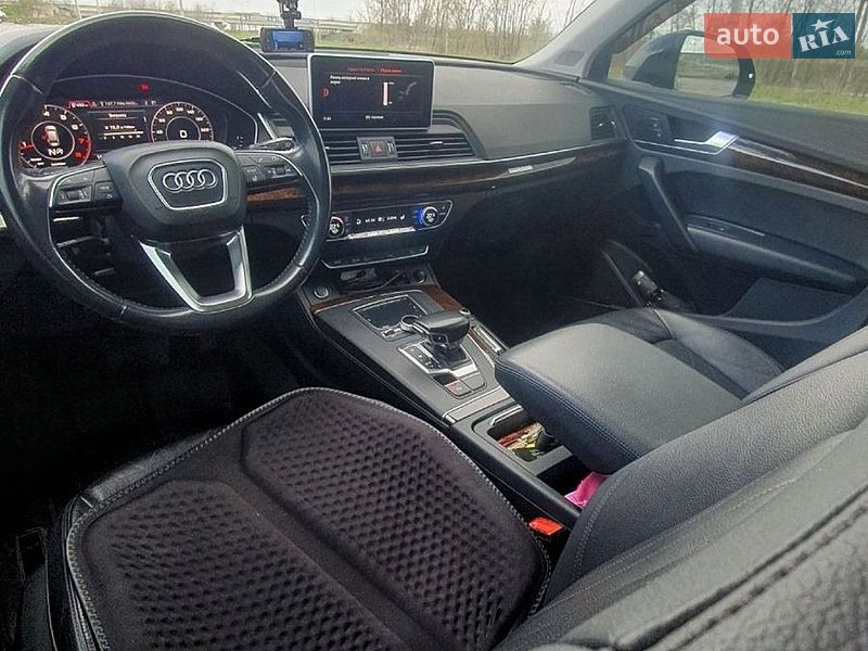 Внедорожник / Кроссовер Audi Q5 2018 в Днепре