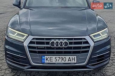 Позашляховик / Кросовер Audi Q5 2018 в Дніпрі