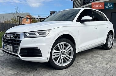 Внедорожник / Кроссовер Audi Q5 2019 в Ивано-Франковске