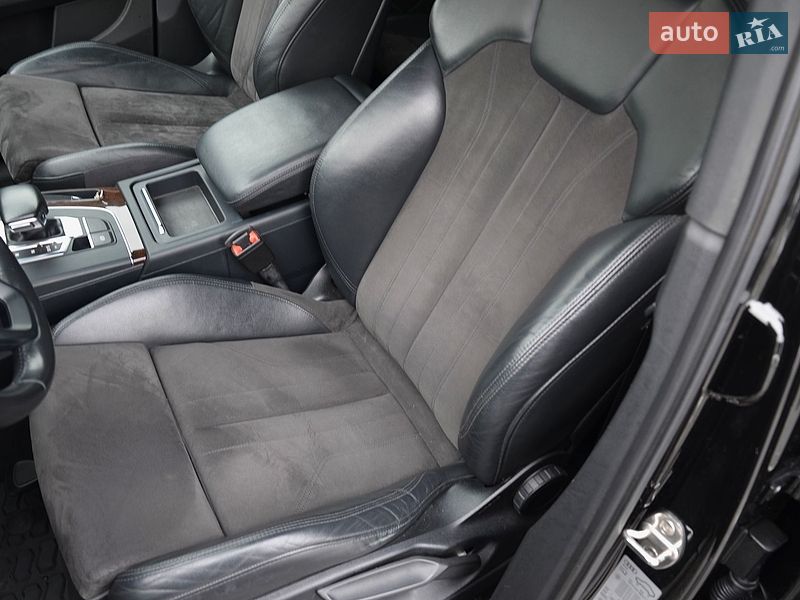 Позашляховик / Кросовер Audi Q5 2017 в Києві