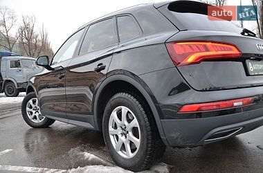 Позашляховик / Кросовер Audi Q5 2017 в Києві
