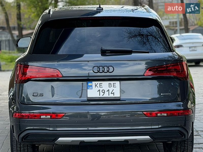 Внедорожник / Кроссовер Audi Q5 2020 в Днепре
